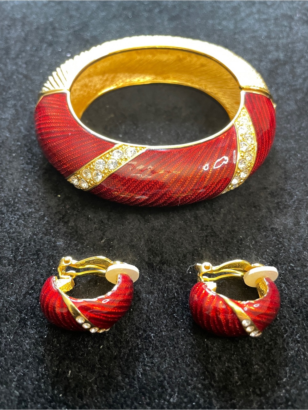 Camrose & Kross (JBK) Vintage Bangle and Clip-on Earrings Set